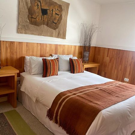 Hotel Aquaterra Puerto Natales Bagian luar foto