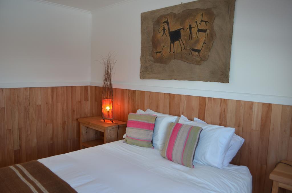 Hotel Aquaterra Puerto Natales Bagian luar foto