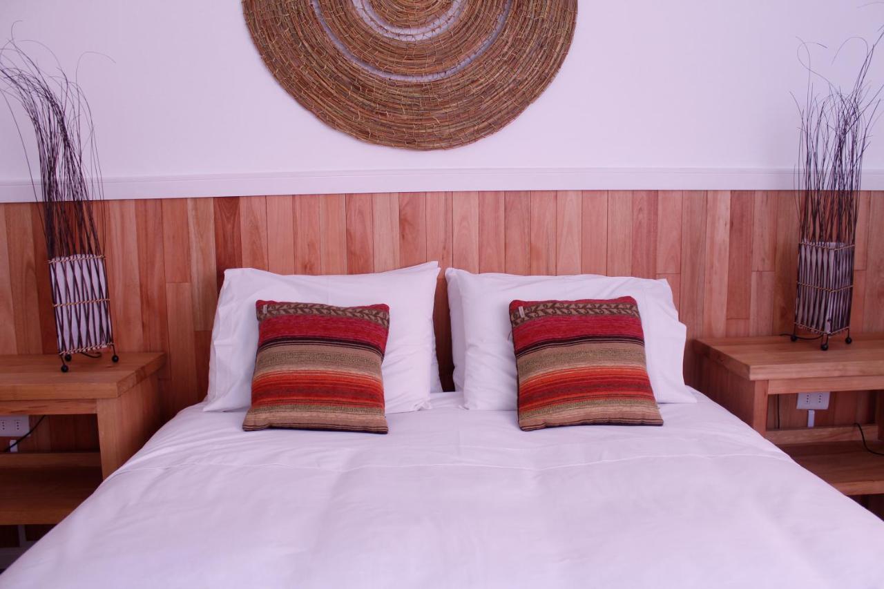 Hotel Aquaterra Puerto Natales Bagian luar foto