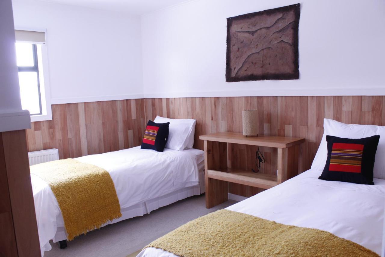 Hotel Aquaterra Puerto Natales Bagian luar foto